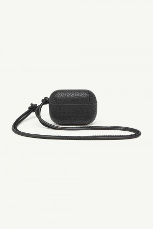 Maison Margiela Leather Airpods Case Svarta | SE_MM25670