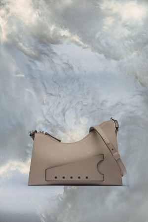 Maison Margiela Snatched Hobo Small Beige | SE_MM59386