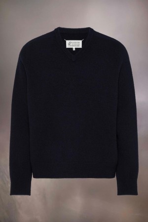 Maison Margiela Washed Lambswool V-neck Sweater Svarta | SE_MM25145